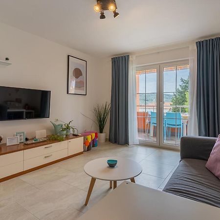 Apartmani Utmar Cres Exteriör bild