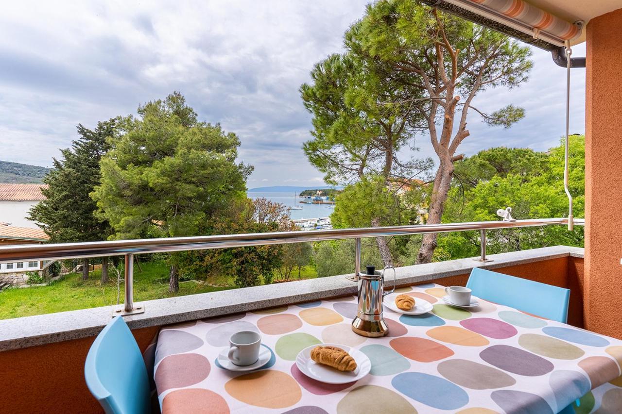 Apartmani Utmar Cres Exteriör bild